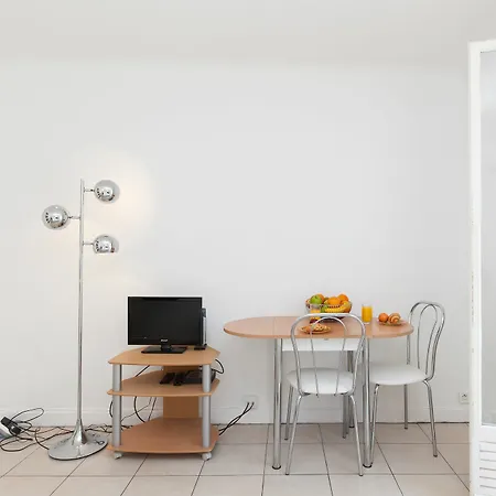 Apartment Le Mace Yhoost